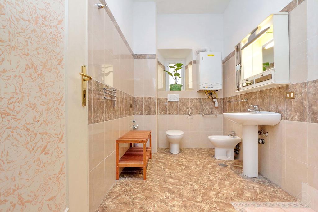 Apartment Principe Eugenio Rome